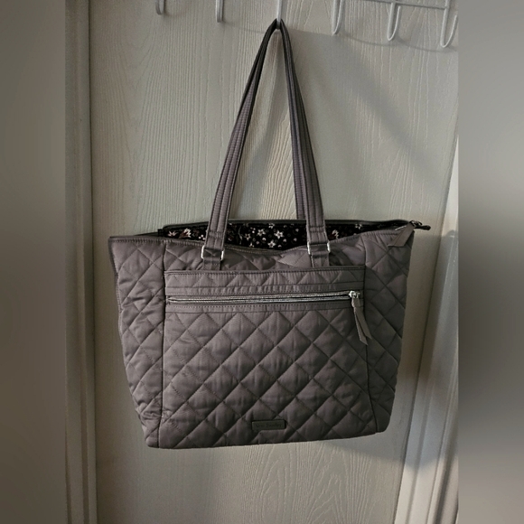 Vera Bradley Handbags - Vera Bradley Tote Bag